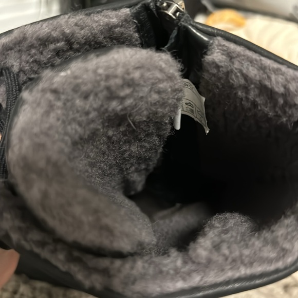 UGG - Elvia women winter tall boots - Grey - US7 - Picture 5 of 6